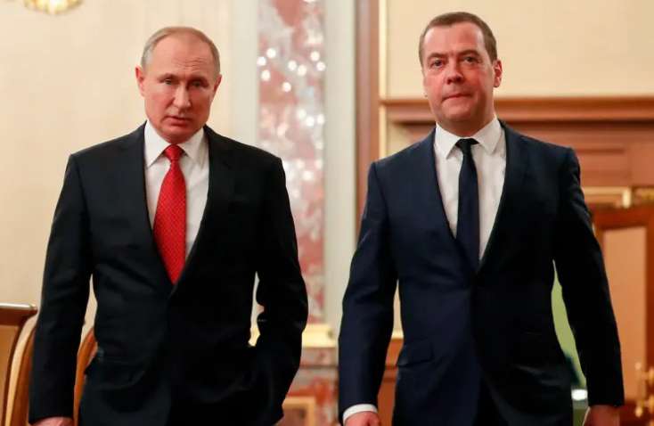 Putin Medvedevi yeni vəzifəyə təyin etdi