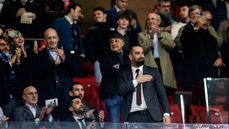 "Barselona"nın oyununda türk futbolçu ayaq üstə alqışlandı - 