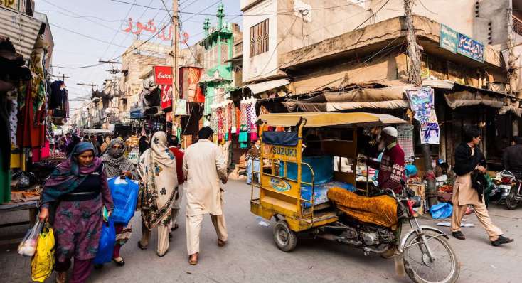 Pakistanda 220 milyon insan qaranlıqda qaldı