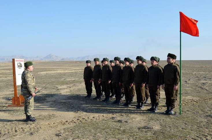 Azərbaycan Ordusunda döyüş hazırlığı üzrə məşğələlər keçirilir 