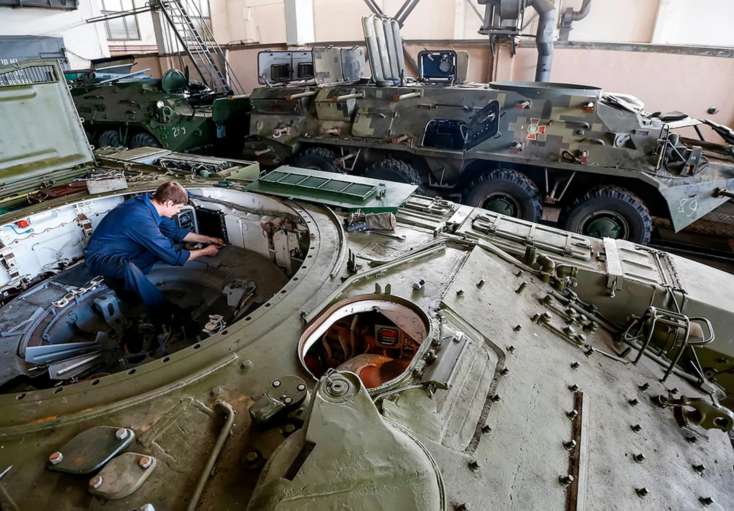 Qərb Ukraynada hərbi zavodlar tikməyə hazırlaşır -
