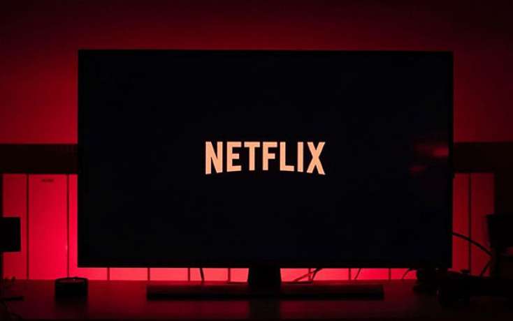 “Netflix” qiymətləri endirir