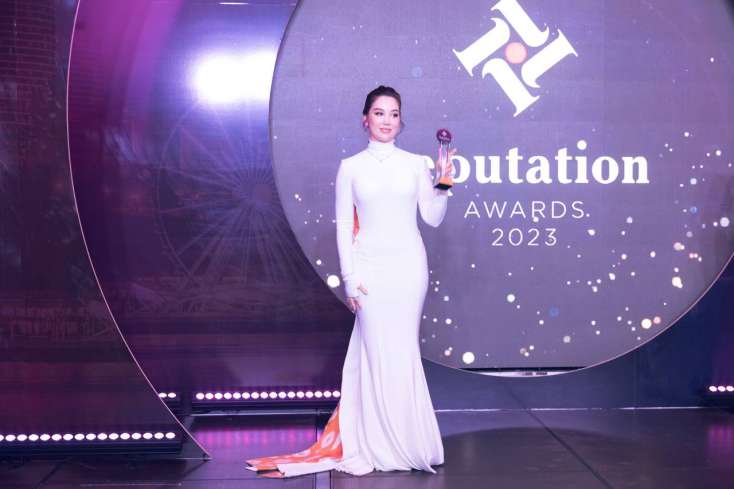 ​Özbəkistanın nüfuzlu siması Asal Şodieva “Reputation Awards 2023”də təltif olundu