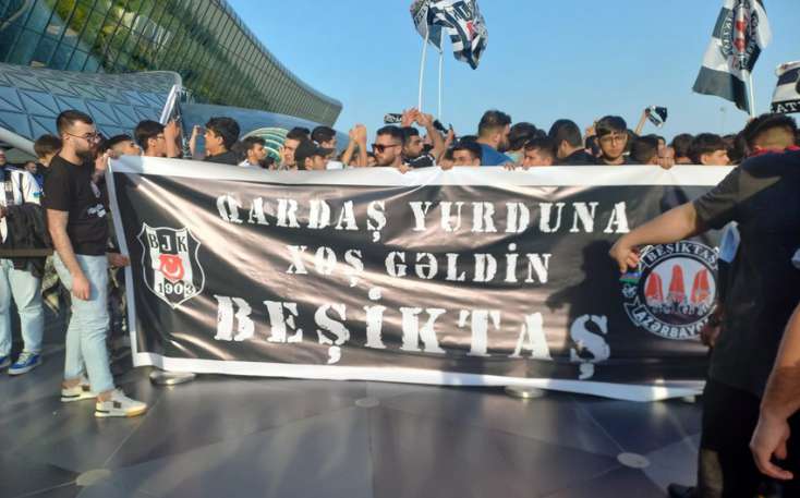 "Beşiktaş" klubu Bakıya gəldi