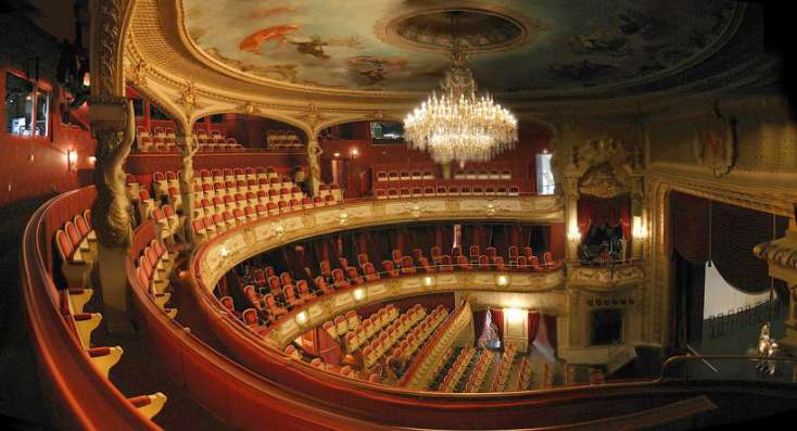 Opera və Balet Teatrı müsabiqə elan edib -