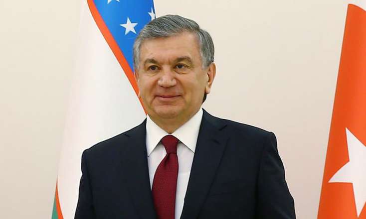 Mirziyoyev Prezident vəzifəsinin icrasına başladı