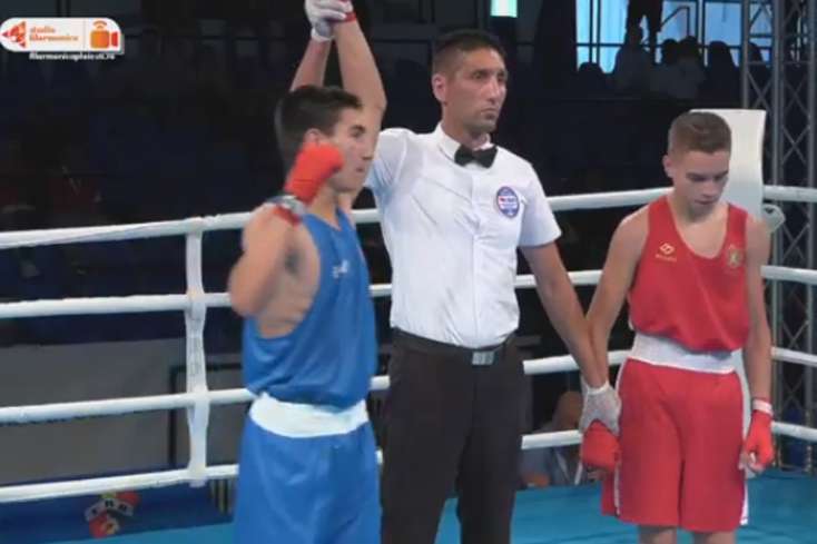 Azərbaycan boksçusu Avropa birinciliyində moldovalı rəqibini 