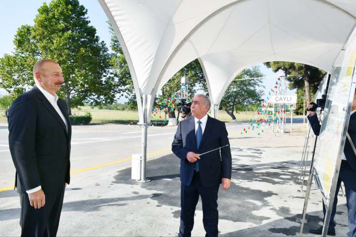 Prezident İlham Əliyev Qarapapaq-Çaylı avtomobil yolunun açılışında 