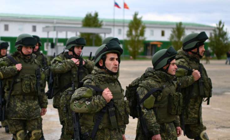 "Rusiya hər ay 20 min nəfəri orduya çağırır" - 