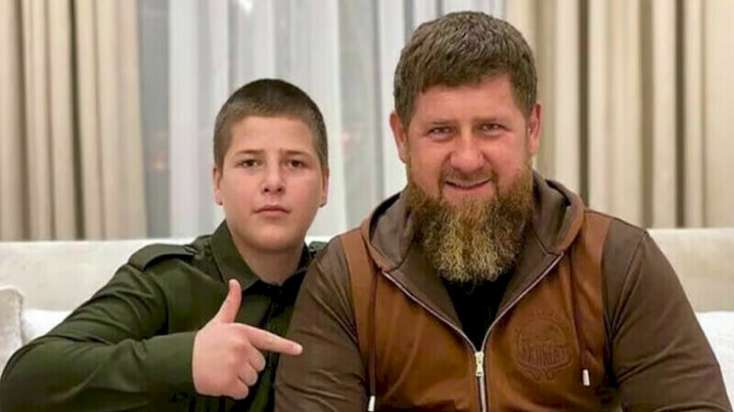 Kadırovun oğlu Quranı yandıran gənci döydü: 