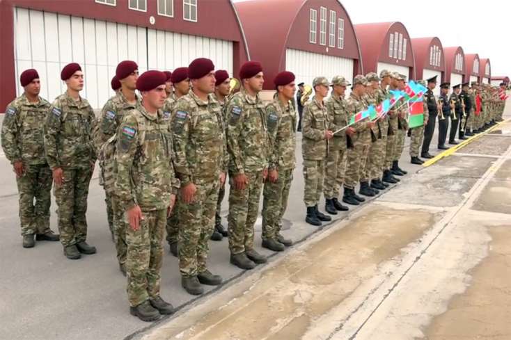 Azərbaycan Ordusunun heyəti Türkiyəyə yola düşdü - 