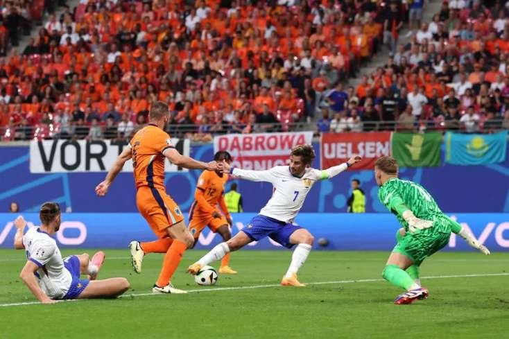 Niderland - Fransa matçı heç-heçə yekunlaşdı: 