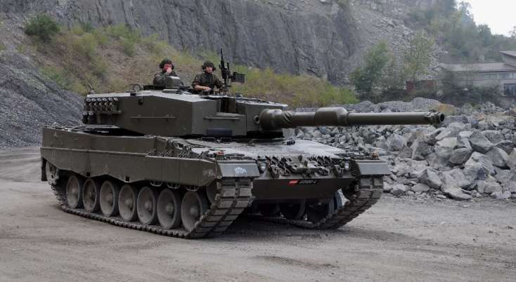 Bu ölkə Ukraynaya 14 tank göndərəcək
