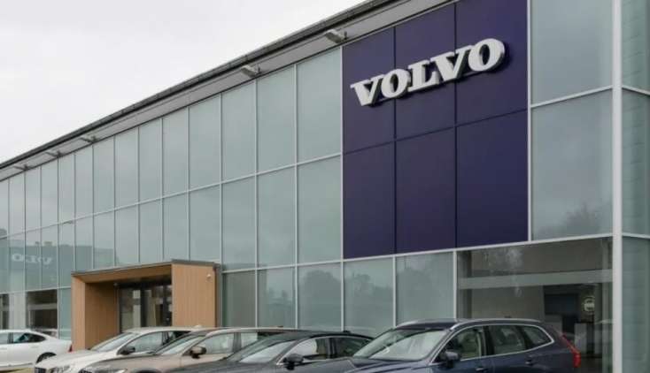 "Volvo" elektrik avtomobillərlə bağlı planlarını dəyişdi