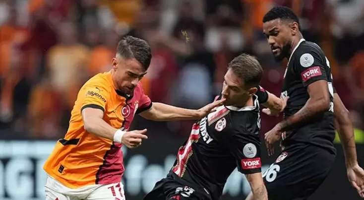 "Qalatasaray" qələbə qazandı