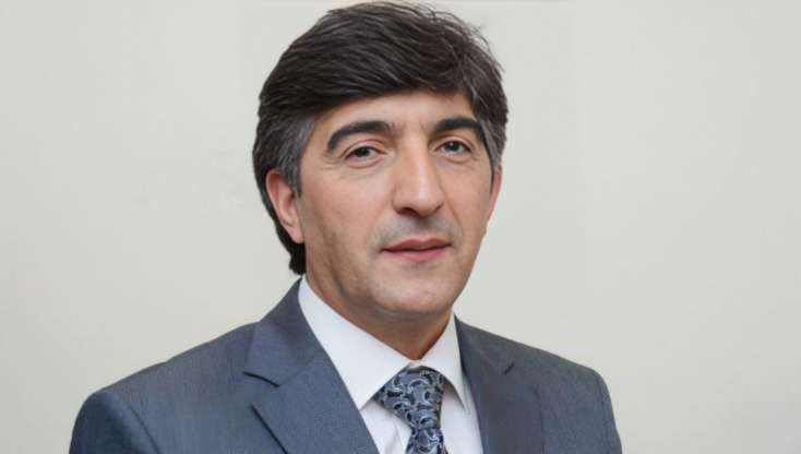 Rövnəq Rzayev prorektor təyin edildi