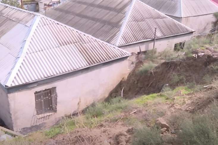 Bakıda torpaq sürüşməsi baş verdi - 