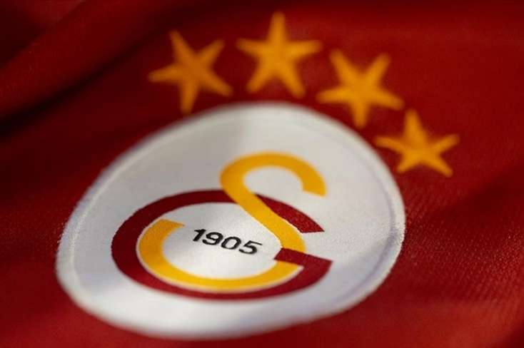 "Qalatasaray" ulduz futbolçu üçün rəsmi təklif göndərdi