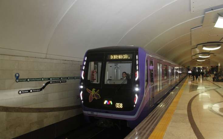 Bakı metrosunda bədbəxt hadisə - 