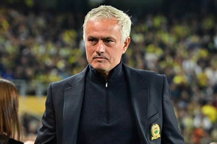 Mourinyo "Qalatasaray"a sərt mesaj ünvanladı