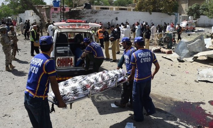 Pakistanda törədilən partlayışlar nəticəsində 40 nəfər ölüb