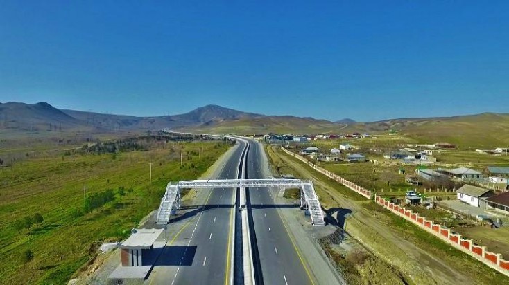 Bakı-Şamaxı yolu: 7 yerüstü piyada keçidi inşa olunur