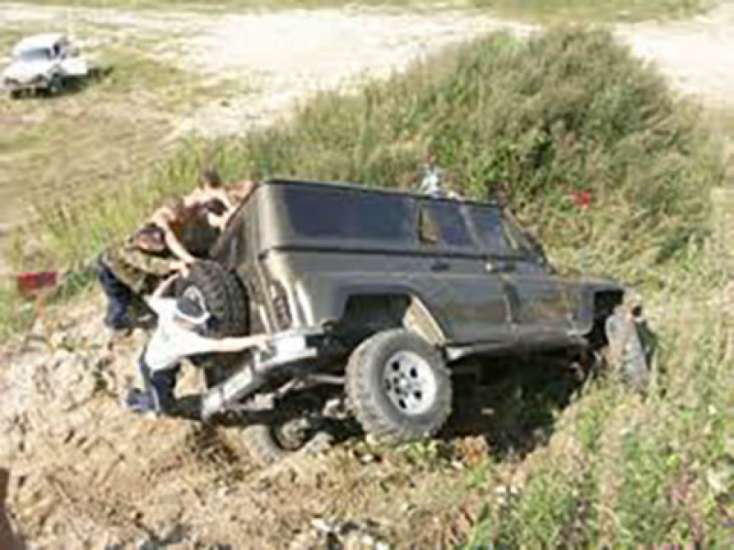 Tacikistanda avtomobil qəzası nəticəsində altı nəfər həyatını itirib