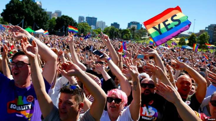 ​ Avstraliya Senatı eynicinsli nikahla bağlı 