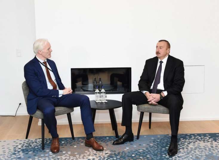 İlham Əliyev “Microsoft” şirkətinin vitse-prezidenti ilə 