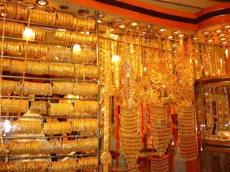 Azərbaycanda qızıl-gümüş bazarında 