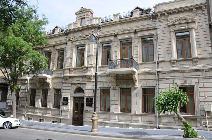 Azərbaycan İlahiyyat İnstitutuna bina ayrıldı