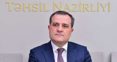 Qızıl və gümüş medal alan məzunlar