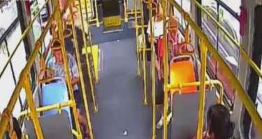 Sərnişindən avtobusda İNANILMAZ HƏRƏKƏT