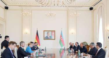 Azərbaycan Prezidentinin və Almaniya Kanslerinin geniş tərkibdə görüşü
