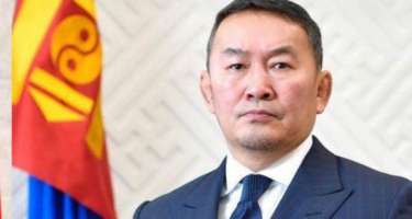 Monqolustan Prezidenti Heydər Əliyev Mərkəzində olub