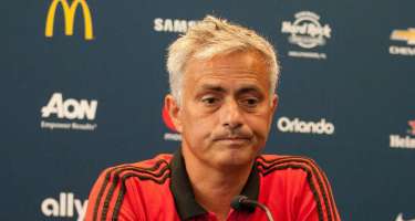 "Mançester Yunayted" Mourinyonu
