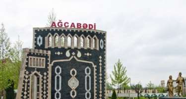Ağcabədidə yeni məktəb binasının tikintisinə 