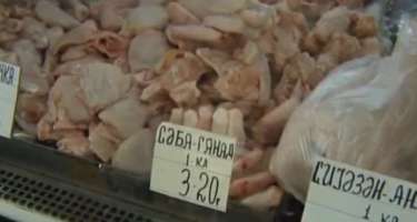 Bakıda mənşəyi bilinməyən quş və heyvan ətləri satılır 