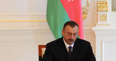 Prezident İlham Əliyev dəniz nəqliyyatı işçilərinə 