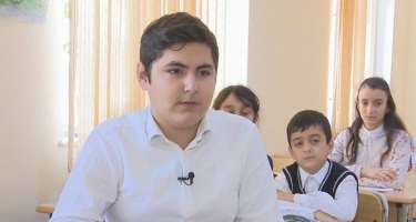 14 yaşı var, amma 1-ci sinifdə oxuyur