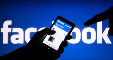 "Facebook" istifadəçilərinə 