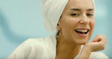 Tünzalə hamam xalatında klip çəkdirdi - 