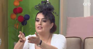 ​"Beonce, Leydi Qaqa mənə baxıb geyinir"- Elza Seyidcahan - 