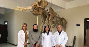 ​Çikaqo Universitetinin professoru ATU-da qonaq olub -