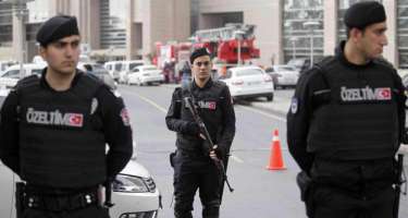 ​Türkiyədə polis əməkdaşı şöbə rəisini və 