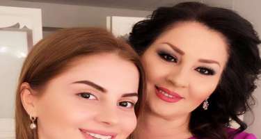 Ana və balanın yeni il üçün özəl çəkilişi