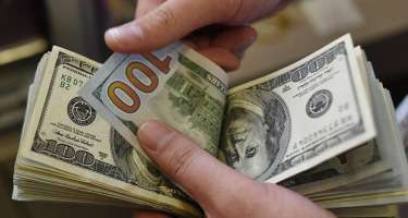 ​Dollar yeni ildə BAHALAŞACAQ?