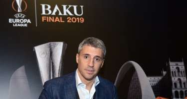 Dünya şöhrətli futbolçu Bakıda