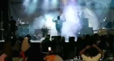 Konsert zamanı baş verən fəlakət belə görüntüləndi