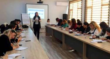 Orta məktəblərdə ixtisasartırma təlimləri keçirilib -